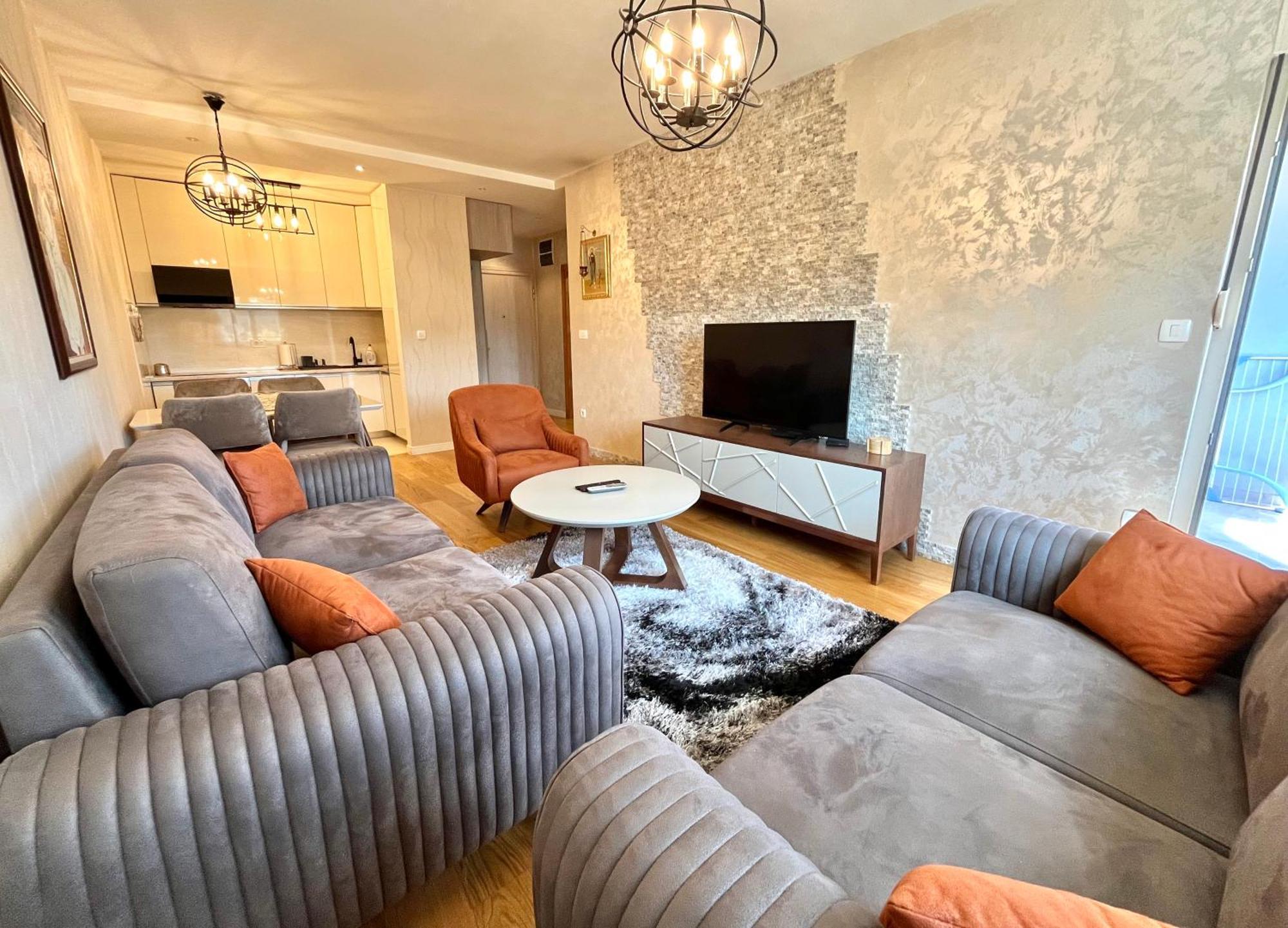 Albatros Apartments بار المظهر الخارجي الصورة